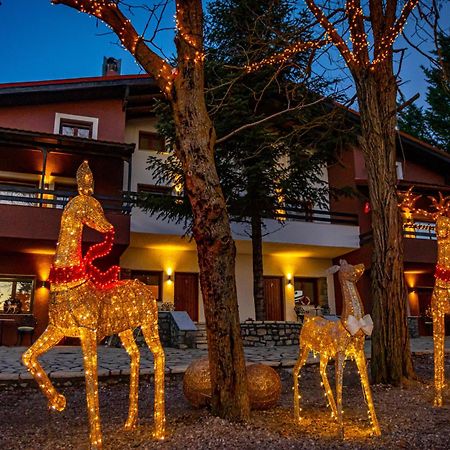 Mz Reindeer Hotel Kalivia  Ngoại thất bức ảnh