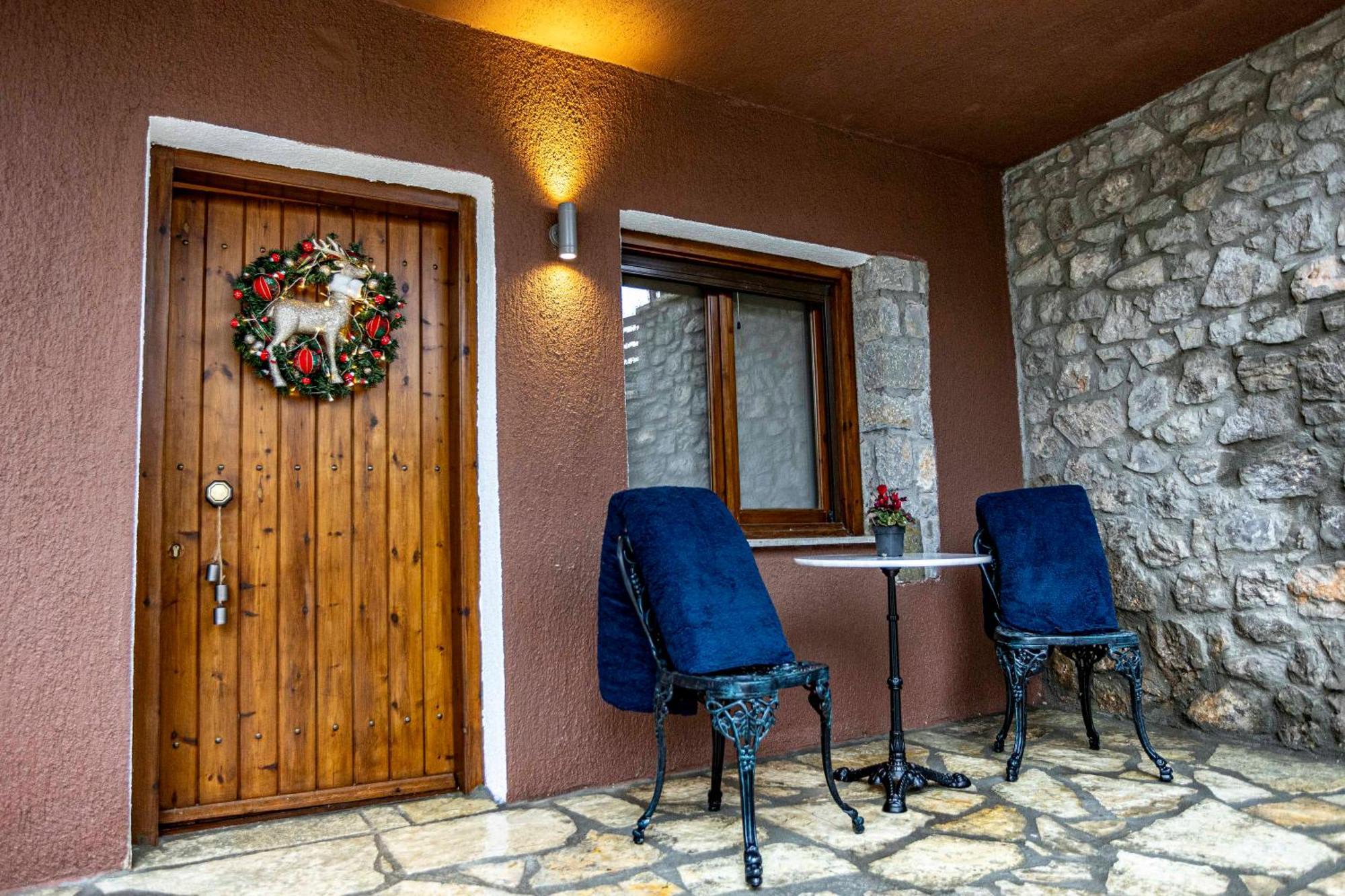 Mz Reindeer Hotel Kalivia  Ngoại thất bức ảnh