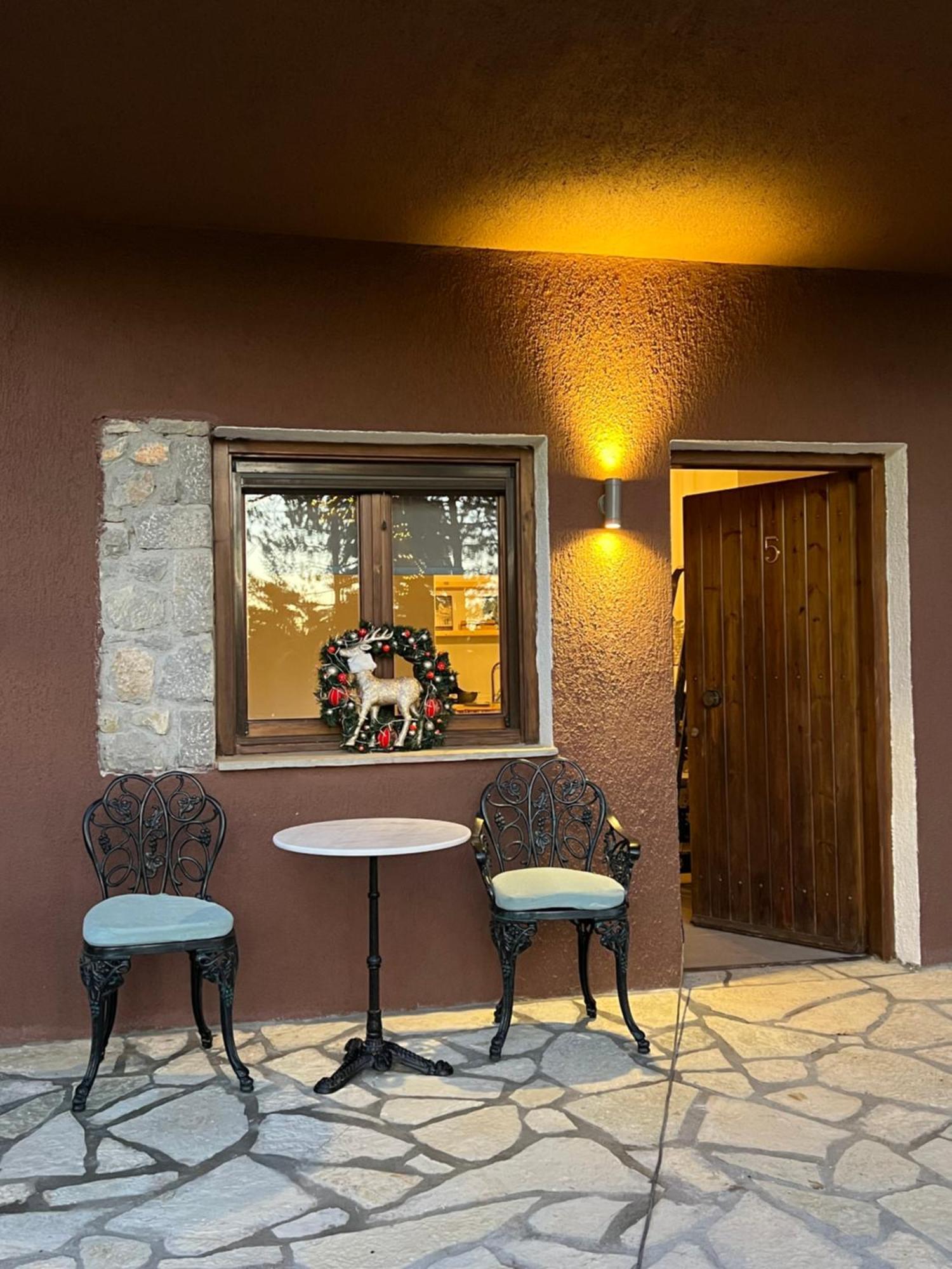 Mz Reindeer Hotel Kalivia  Ngoại thất bức ảnh